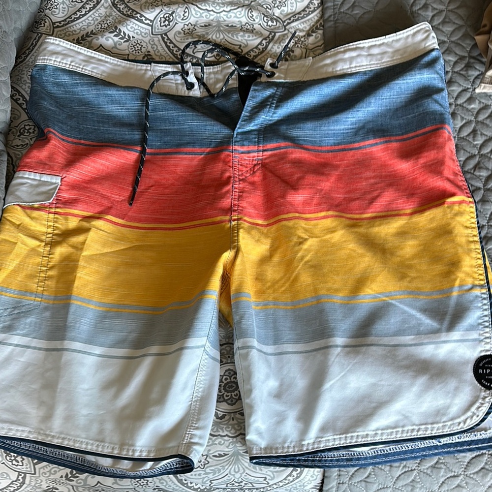 Rip Curl Blue and Red Board Shorts Quick-Dry Swimwear